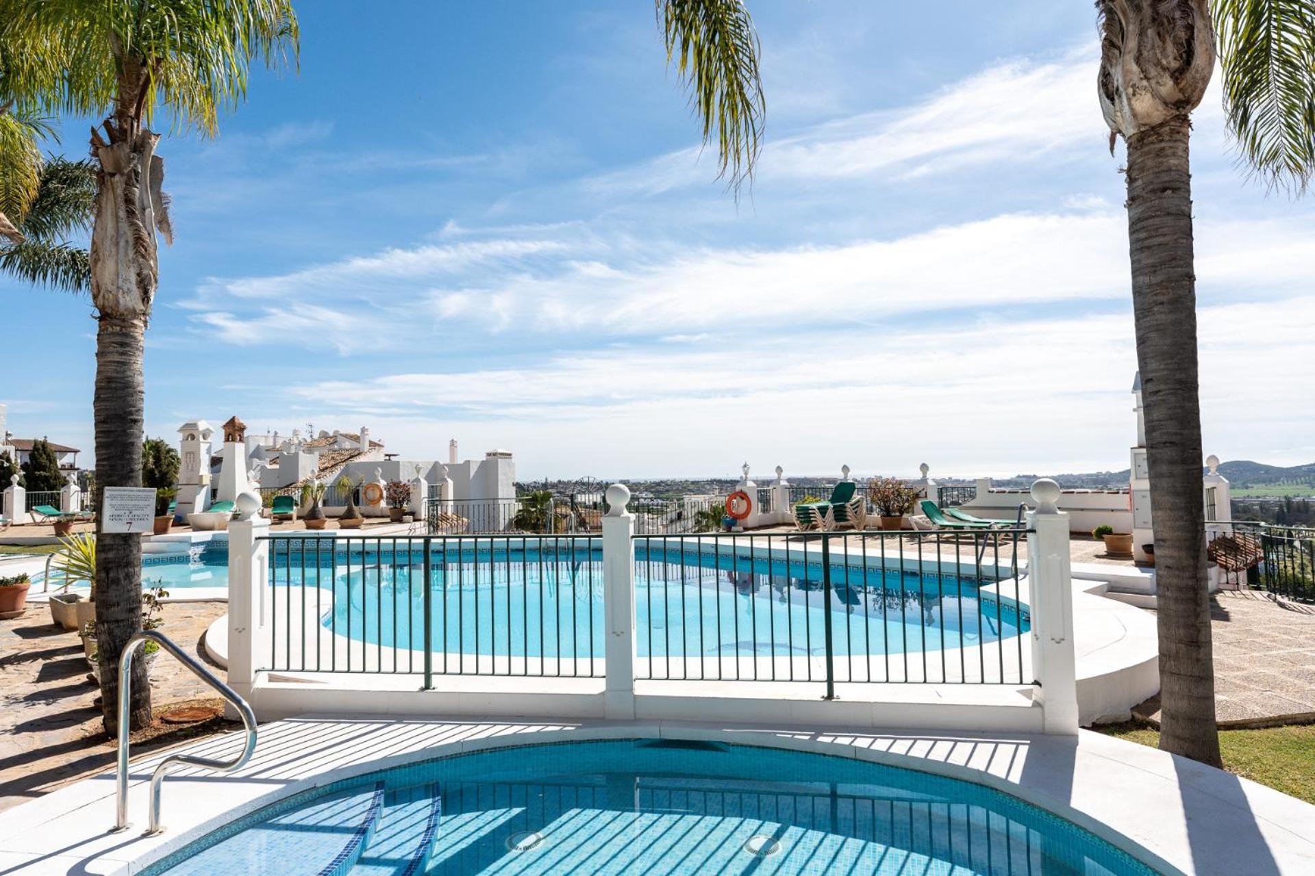 Malagasuite Mijas Golf Panoramic Views ฟูเอนฮิโรลา ภายนอก รูปภาพ