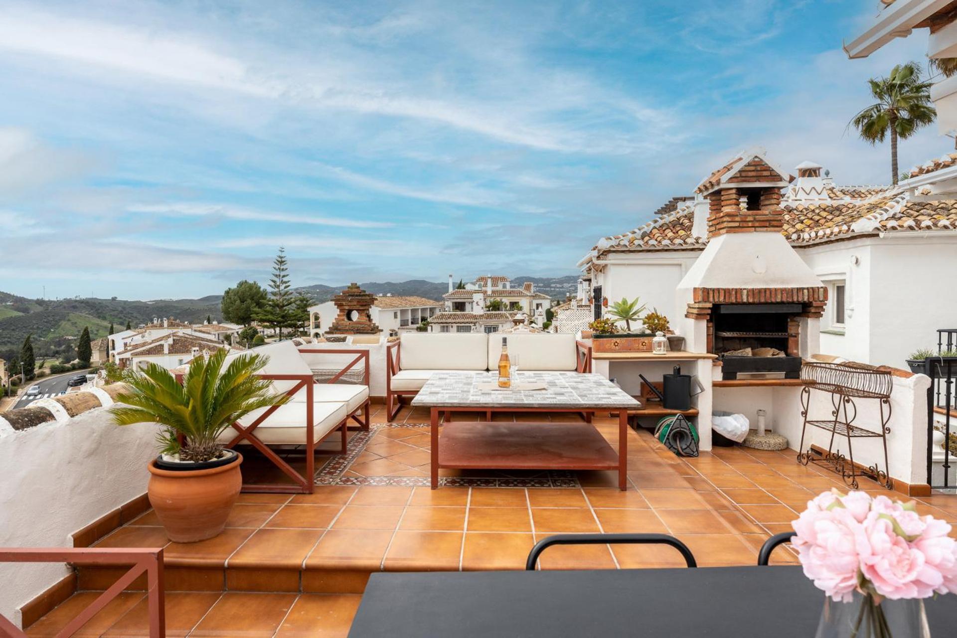 Malagasuite Mijas Golf Panoramic Views ฟูเอนฮิโรลา ภายนอก รูปภาพ
